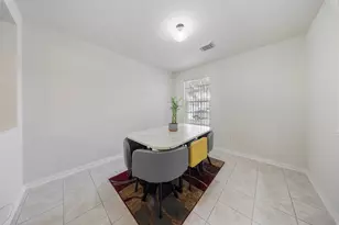 13123 Dawn Hollow Ln, Houston, TX 77072 - Photo 10
