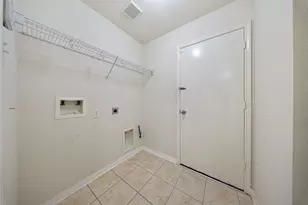 13123 Dawn Hollow Ln, Houston, TX 77072 - Photo 12