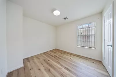 13123 Dawn Hollow Lane, Houston, TX 77072 - Photo 16