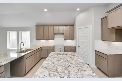 11915 Royal Willow Lane, Houston, TX 77066 - Photo 8