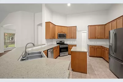 34 S Rambling Ridge Place, Conroe, TX 77385 - Photo 10