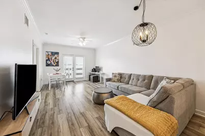 2203 Dorrington Street #301, Houston, TX 77030 - Photo 2