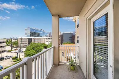 2203 Dorrington Street #301, Houston, TX 77030 - Photo 6
