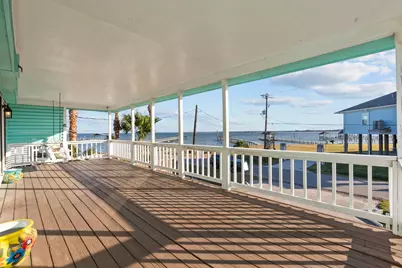 2406 Avenue P, Dickinson, TX 77539 - Photo 2