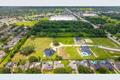 1618 Crown Oaks Court, Pearland, TX 77581 - Photo 4
