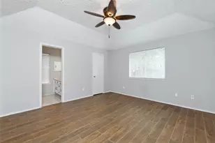 1534 Vickery Dr, Sugar Land, TX 77498 - Photo 12