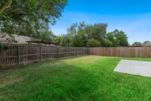 1534 Vickery Dr, Sugar Land, TX 77498 - Photo 22
