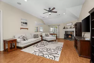 13038 Lazy Ln, Willis, TX 77318 - Photo 6