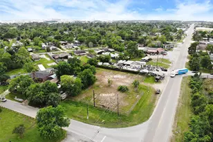 16534 Market St, Channelview, TX 77530 - Photo 1