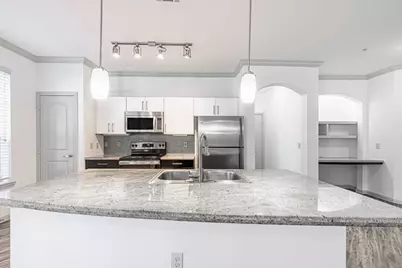 8877 Lakes At 610 Drive #415, Houston, TX 77054 - Photo 16