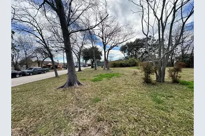 1700 Florida Street, Baytown, TX 77520 - Photo 4
