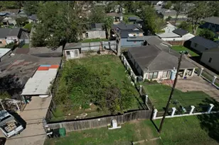 7007 Eagle Pass St, Houston, TX 77020 - Photo 1