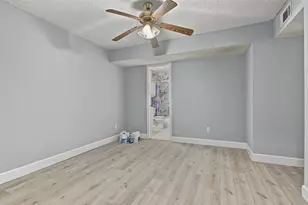 10001 Westpark Dr, Houston, TX 77042 - Photo 8