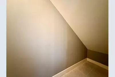 9833 Sandra Ann Court, Houston, TX 77025 - Photo 8