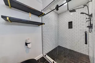 6401 Olympia Dr, Houston, TX 77057 - Photo 28