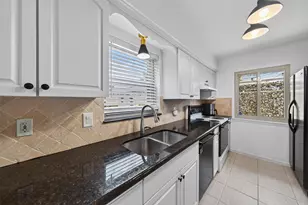 6401 Olympia Dr, Houston, TX 77057 - Photo 20