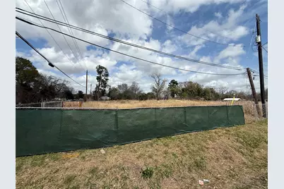 8935 Jutland Road, Houston, TX 77033 - Photo 4