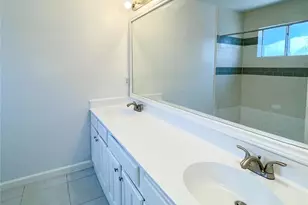 9506 Riverside Lodge Dr, Houston, TX 77083 - Photo 10