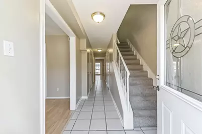 11550 Burdine 402 Road #402, Houston, TX 77035 - Photo 2