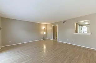 11550 Burdine 402 Rd, Houston, TX 77035 - Photo 4