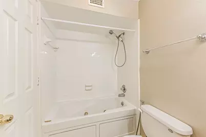 11550 Burdine 402 Road #402, Houston, TX 77035 - Photo 20