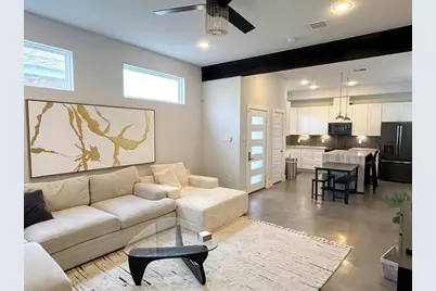 7904 N Main Street, Houston, TX 77022 - Photo 2