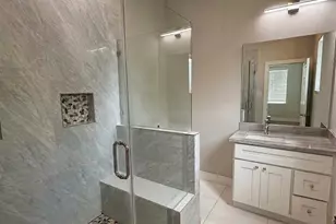 7904 N Main St, Houston, TX 77022 - Photo 8