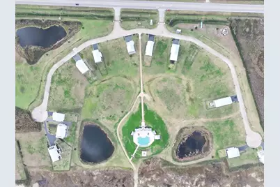 414 Seagrass, Gilchrist, TX 77617 - Photo 4