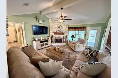 7109 Beechwood Drive, Angleton, TX 77515 - Photo 10