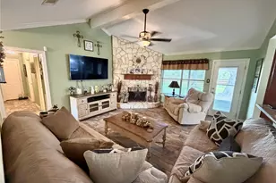 7109 Beechwood Dr, Angleton, TX 77515 - Photo 10