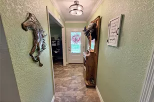 7109 Beechwood Dr, Angleton, TX 77515 - Photo 2