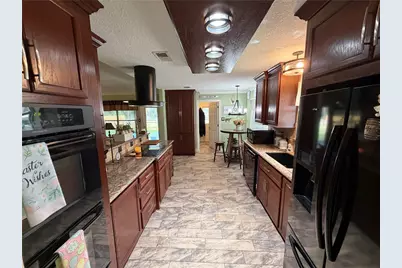 7109 Beechwood Drive, Angleton, TX 77515 - Photo 16