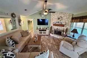 7109 Beechwood Dr, Angleton, TX 77515 - Photo 8