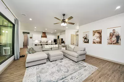 19801 Whispering Creek Trl, Magnolia, TX 77355 - Photo 22