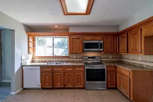 2714 Owens Cross Dr, Houston, TX 77067 - Photo 4