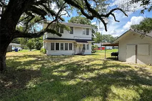 305 S 3rd St, Silsbee, TX 77656 - Photo 12