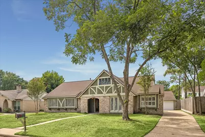 2719 Durban Drive, Houston, TX 77043 - Photo 2