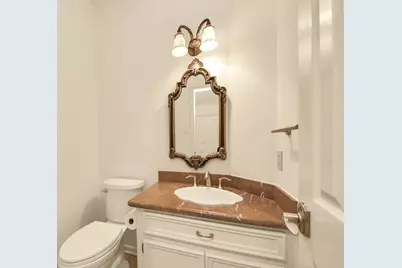 1302 Wickshire Lane, Houston, TX 77043 - Photo 12