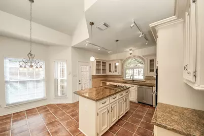 1302 Wickshire Lane, Houston, TX 77043 - Photo 24