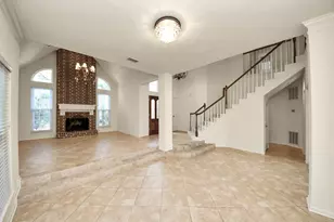 1302 Wickshire Ln, Houston, TX 77043 - Photo 10