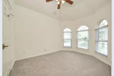 1302 Wickshire Lane, Houston, TX 77043 - Photo 34