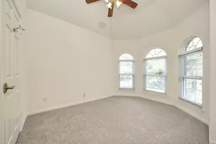 1302 Wickshire Ln, Houston, TX 77043 - Photo 34