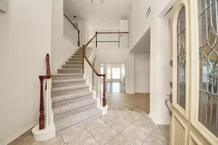 1302 Wickshire Ln, Houston, TX 77043 - Photo 8