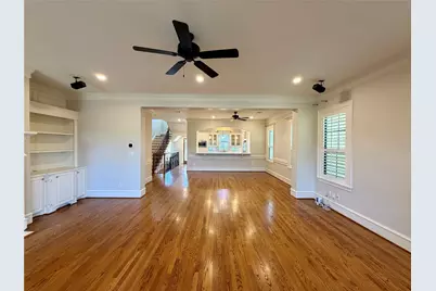 2710 Nicholson Street, Houston, TX 77008 - Photo 4