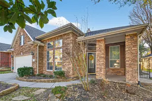 27 Sovereign Way, Conroe, TX 77384 - Photo 2