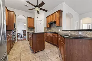 27 Sovereign Way, Conroe, TX 77384 - Photo 14