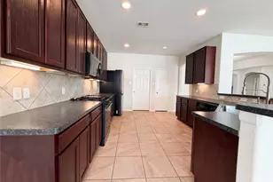 16803 W Whimbrel Cir, Conroe, TX 77385 - Photo 12