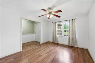 3210 Lancelot, Orange, TX 77630 - Photo 6