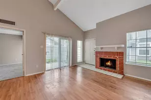 6345 Cattails Ln, Houston, TX 77035 - Photo 6
