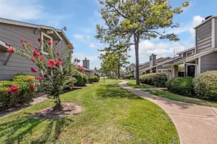 6345 Cattails Ln, Houston, TX 77035 - Photo 32